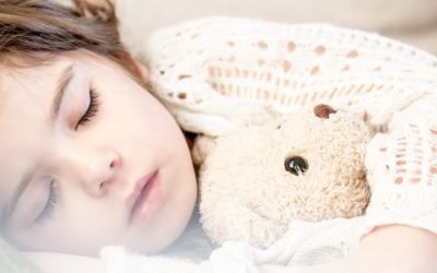 Quand mon enfant dormira-t-il enfin comme un grand? Et comment l’aider à bien dormir?